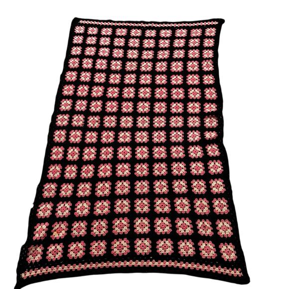 VTG Handmade Granny Square Afghan Throw Light & Dark Pink Black Border 34 x 60 - Picture 1 of 5